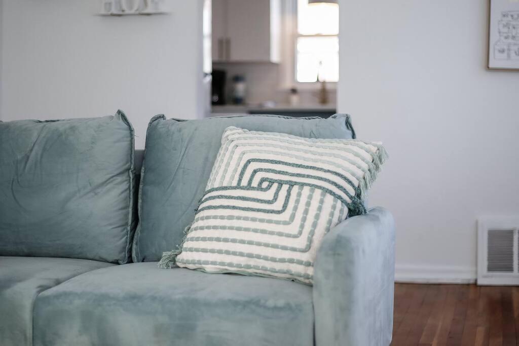 End Zone Escape-Light And Bright Hof Village Home Κάντον Εξωτερικό φωτογραφία