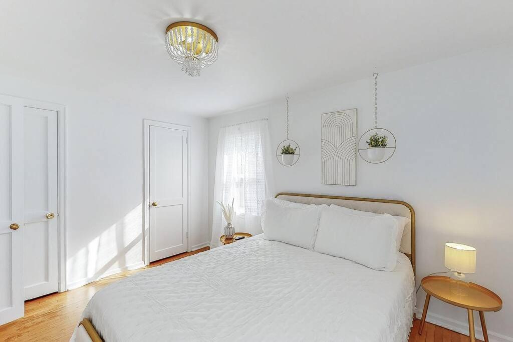 End Zone Escape-Light And Bright Hof Village Home Κάντον Εξωτερικό φωτογραφία